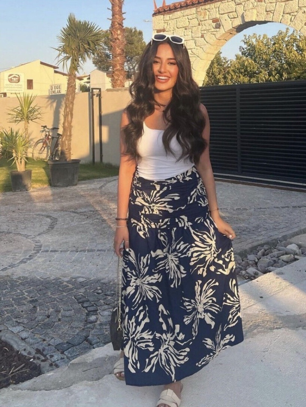 Zara blue,ivory ruched high waisted maxi length skirt ,slit up side SZ M EUC 🌺